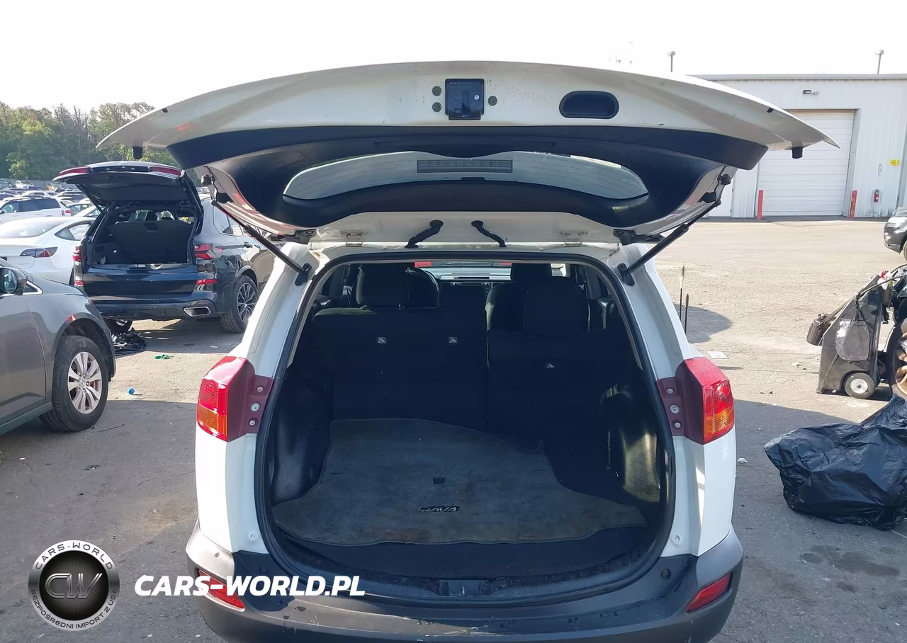 2015 Toyota Rav4 Le VIN:2T3BFREV8FW356023 - 18
