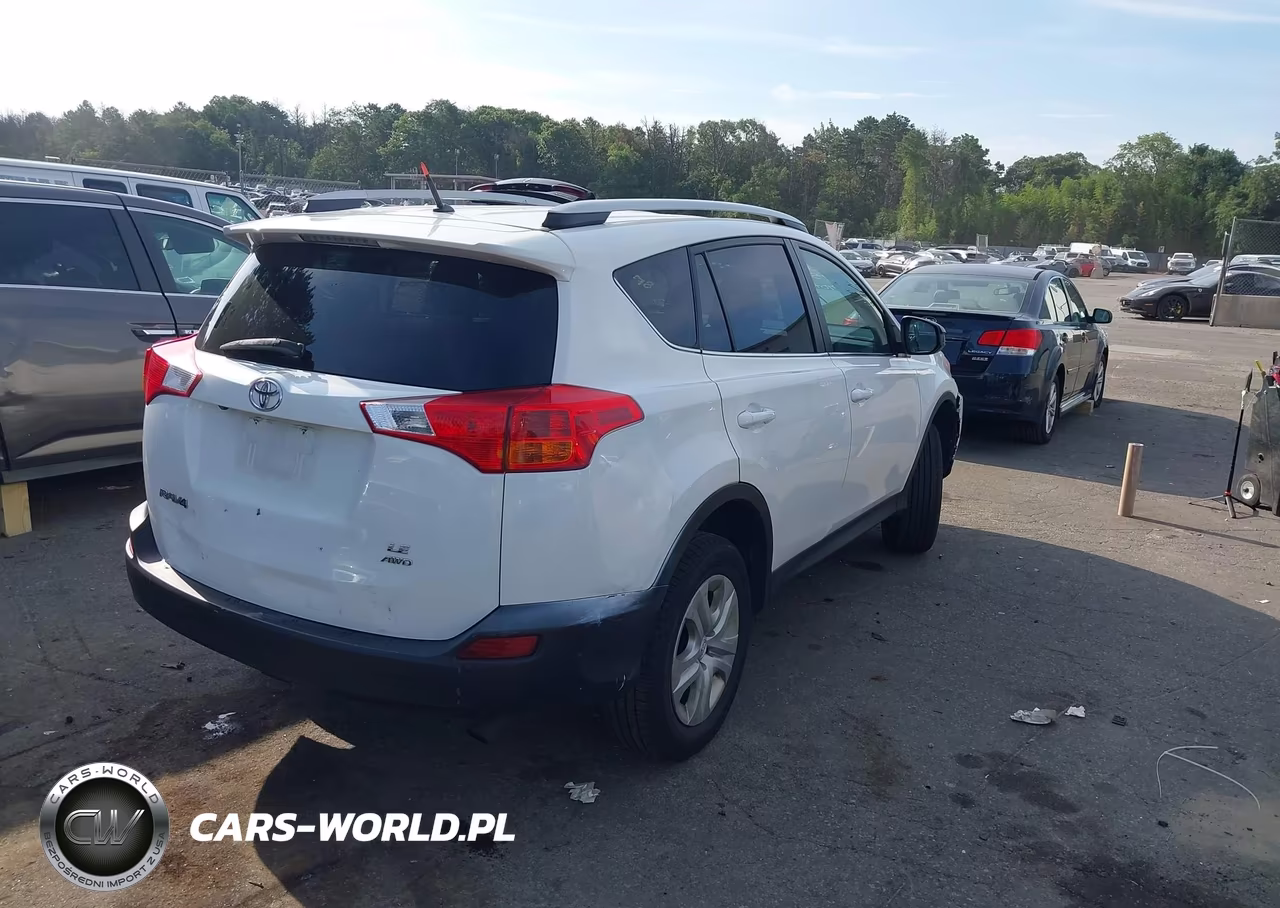 2015 Toyota Rav4 Le VIN:2T3BFREV8FW356023 - 4