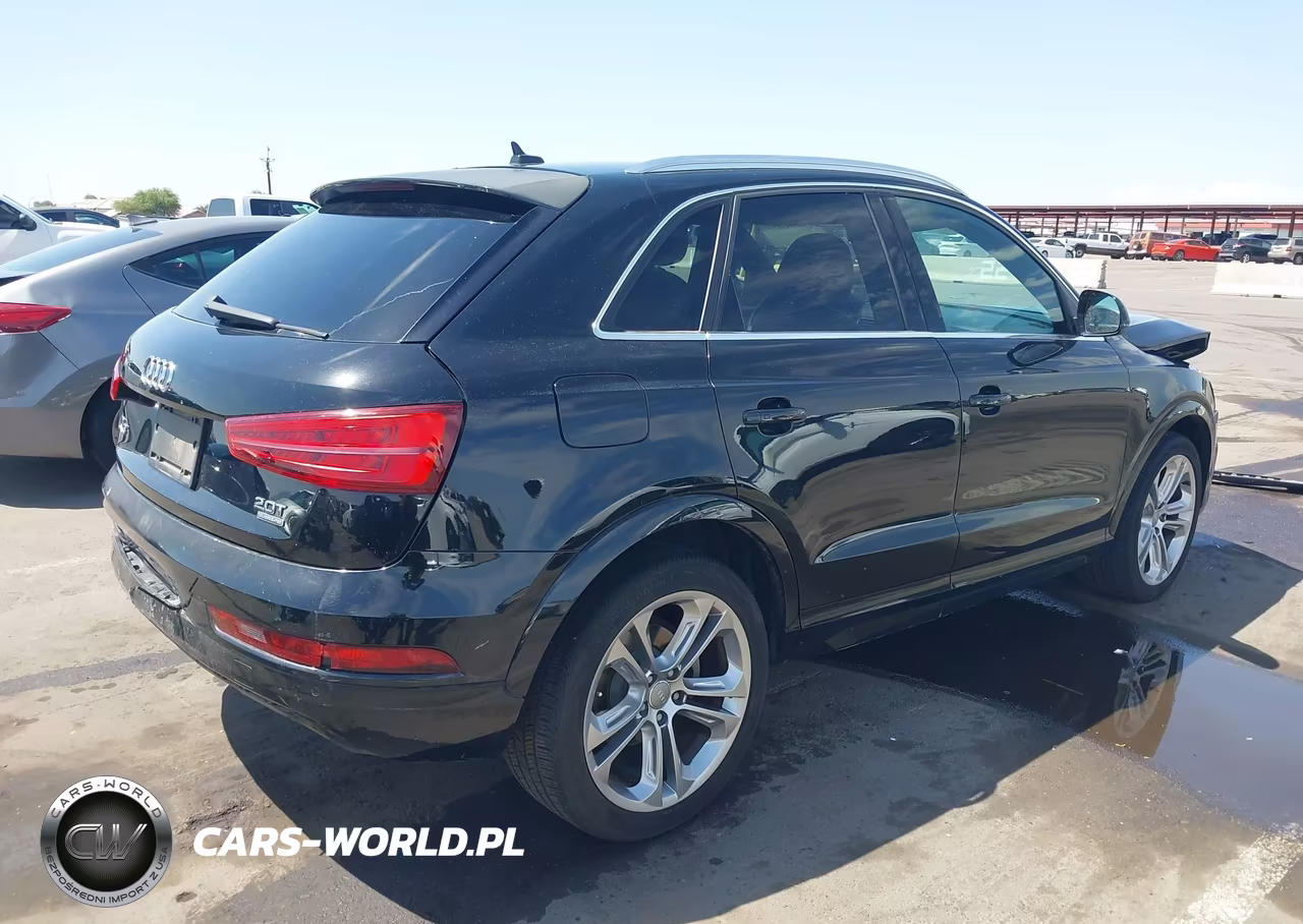 2017 Audi Q3 2.0T Premium VIN:WA1JCCFS2HR001643 - 4
