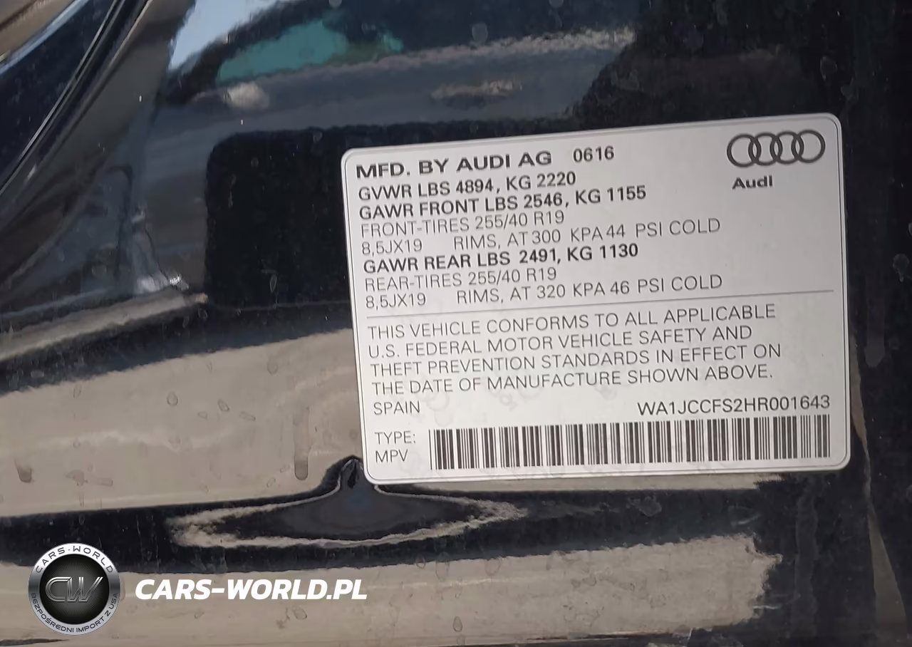 2017 Audi Q3 2.0T Premium VIN:WA1JCCFS2HR001643 - 9