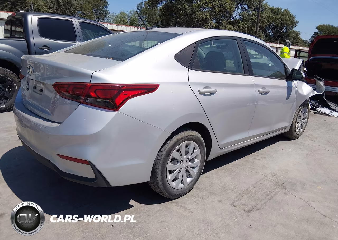 2022 Hyundai Accent Se VIN:3KPC24A6XNE174416 - 4