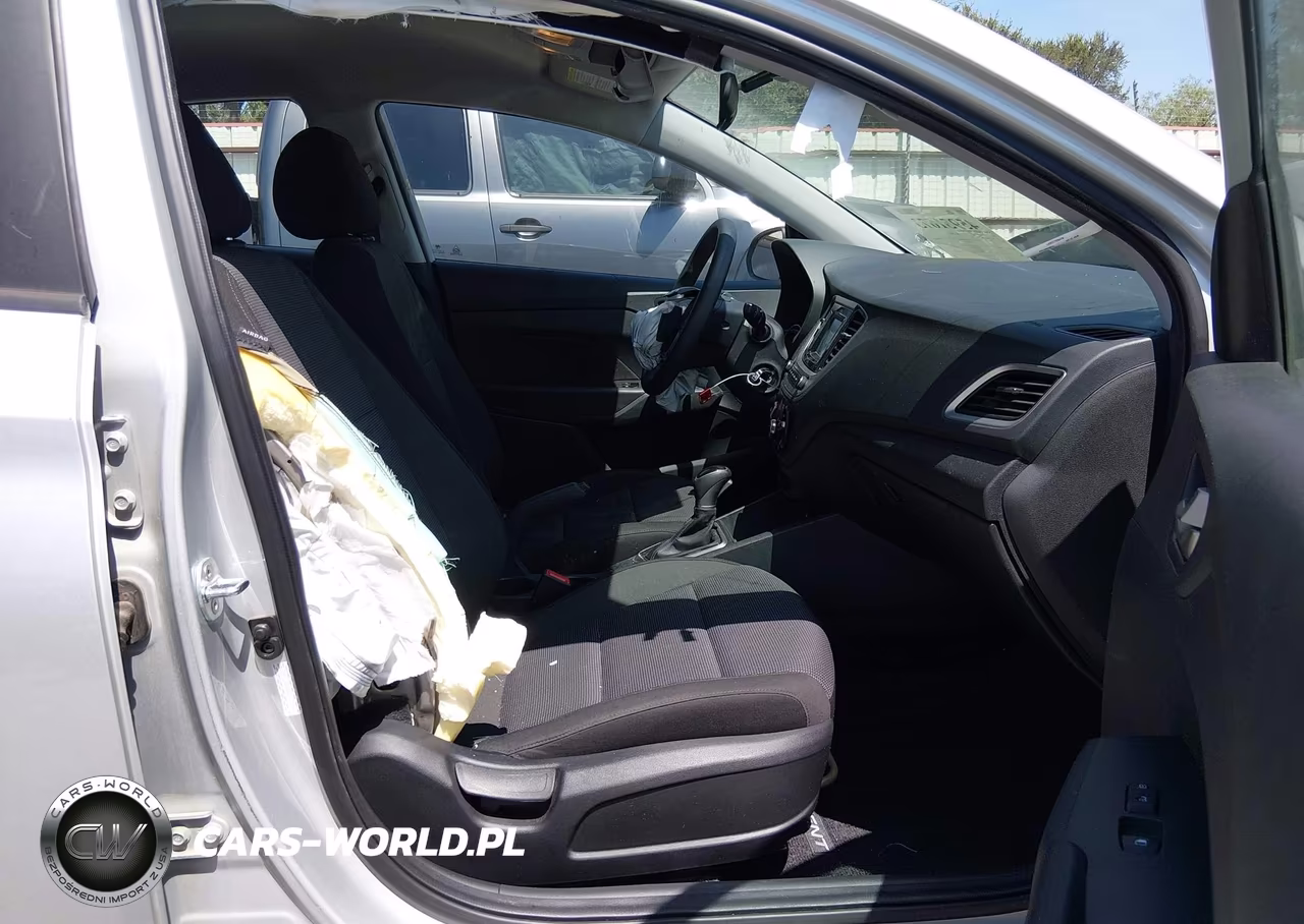 2022 Hyundai Accent Se VIN:3KPC24A6XNE174416 - 5