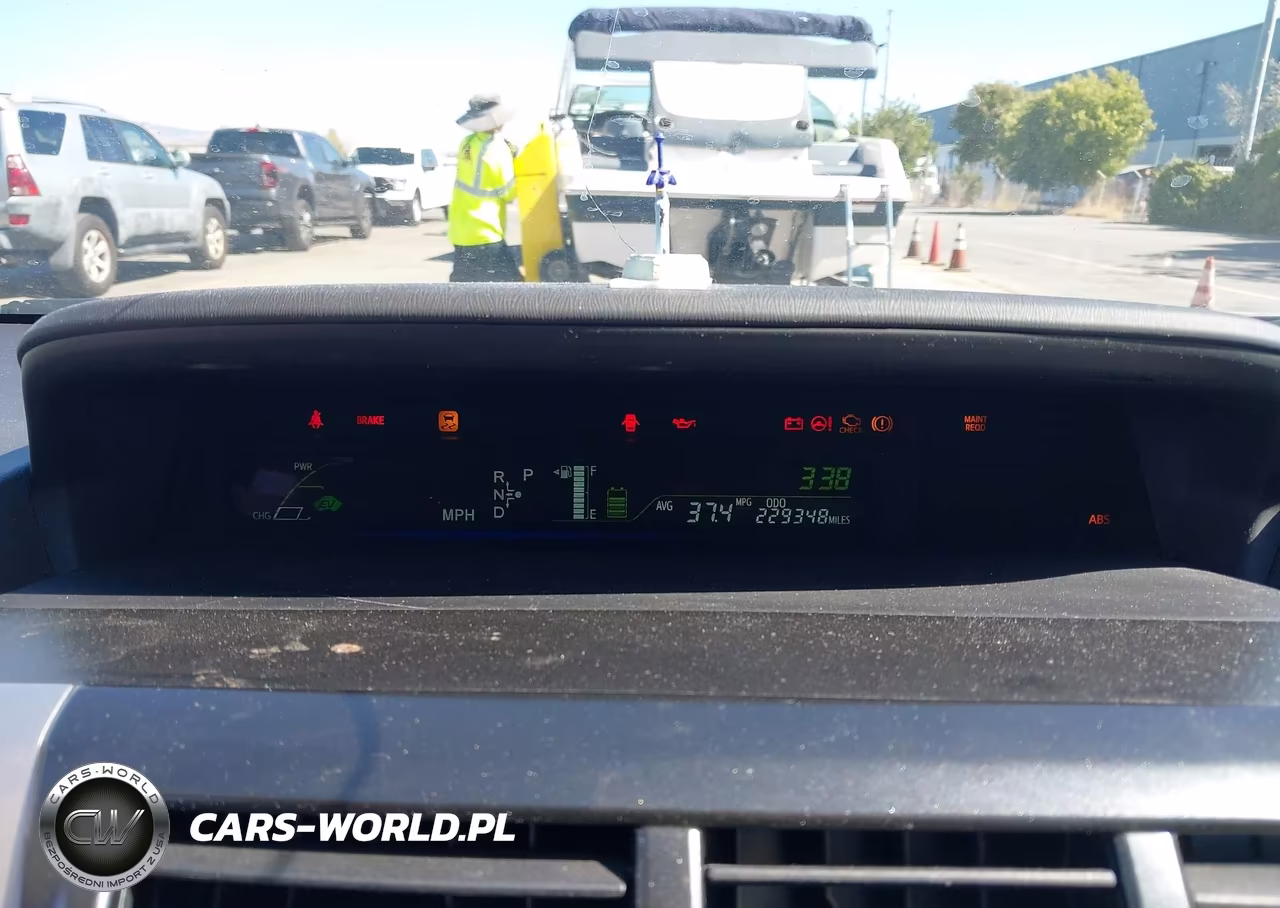 2014 Toyota Prius V Two VIN:JTDZN3EU8EJ008886 - 7