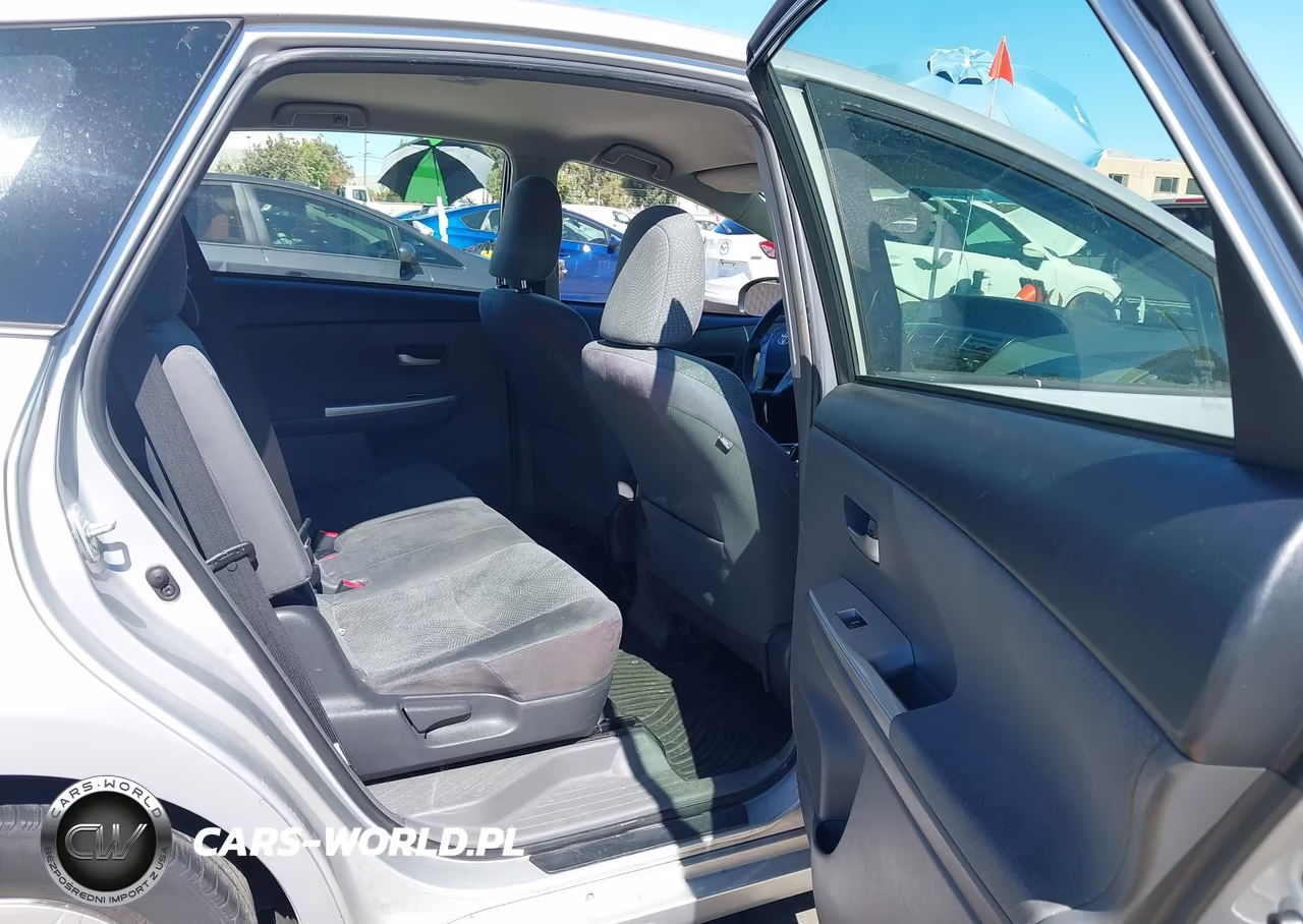 2014 Toyota Prius V Two VIN:JTDZN3EU8EJ008886 - 8