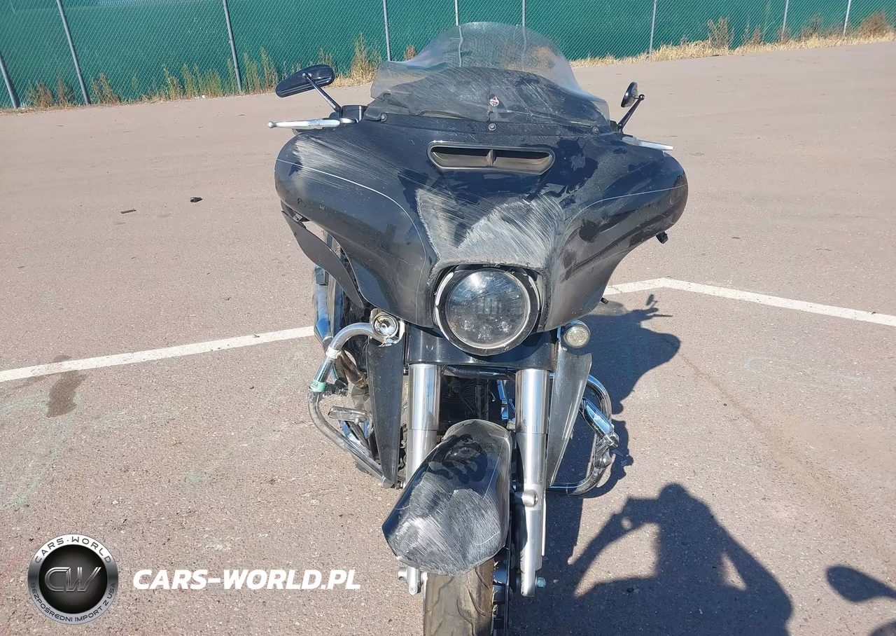 2016 Harley-Davidson Flhxs Street Glide Special VIN:1HD1KRM13GB651433 - 5
