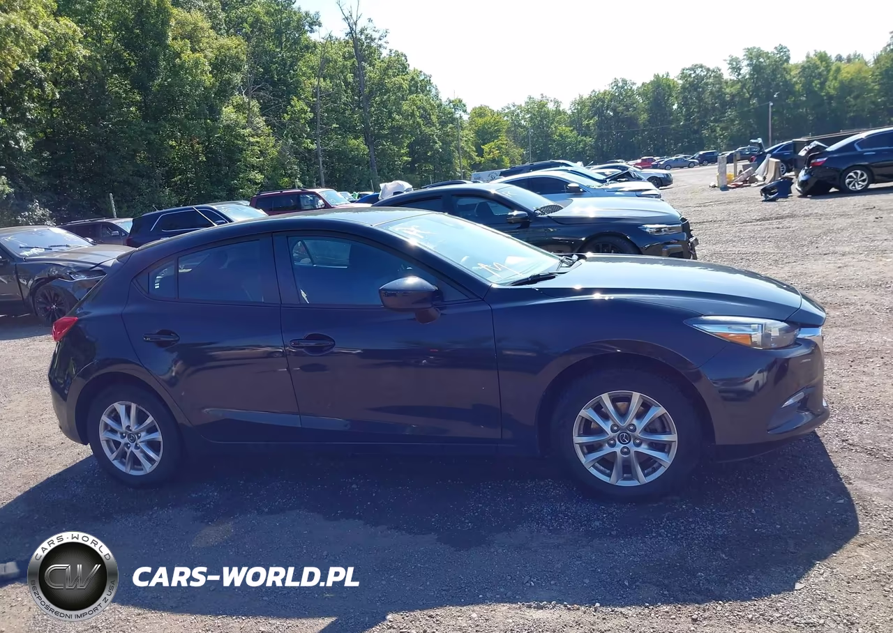 2018 Mazda Mazda3 Sport VIN:3MZBN1K77JM197058 - 13