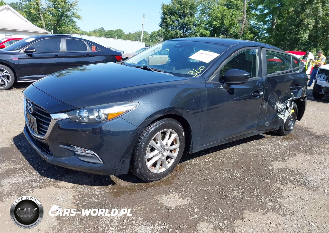 2018 Mazda Mazda3 Sport VIN:3MZBN1K77JM197058 - 2