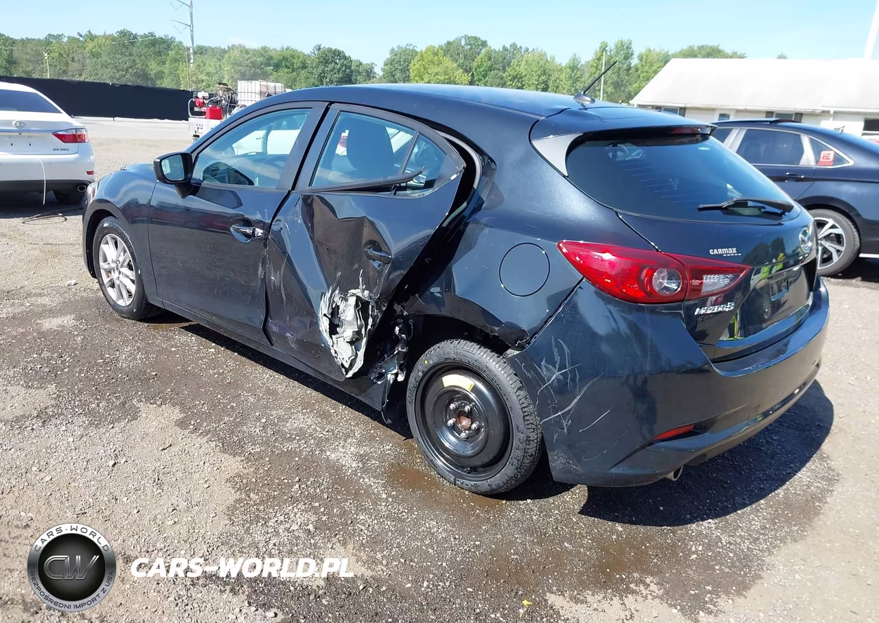 2018 Mazda Mazda3 Sport VIN:3MZBN1K77JM197058 - 3