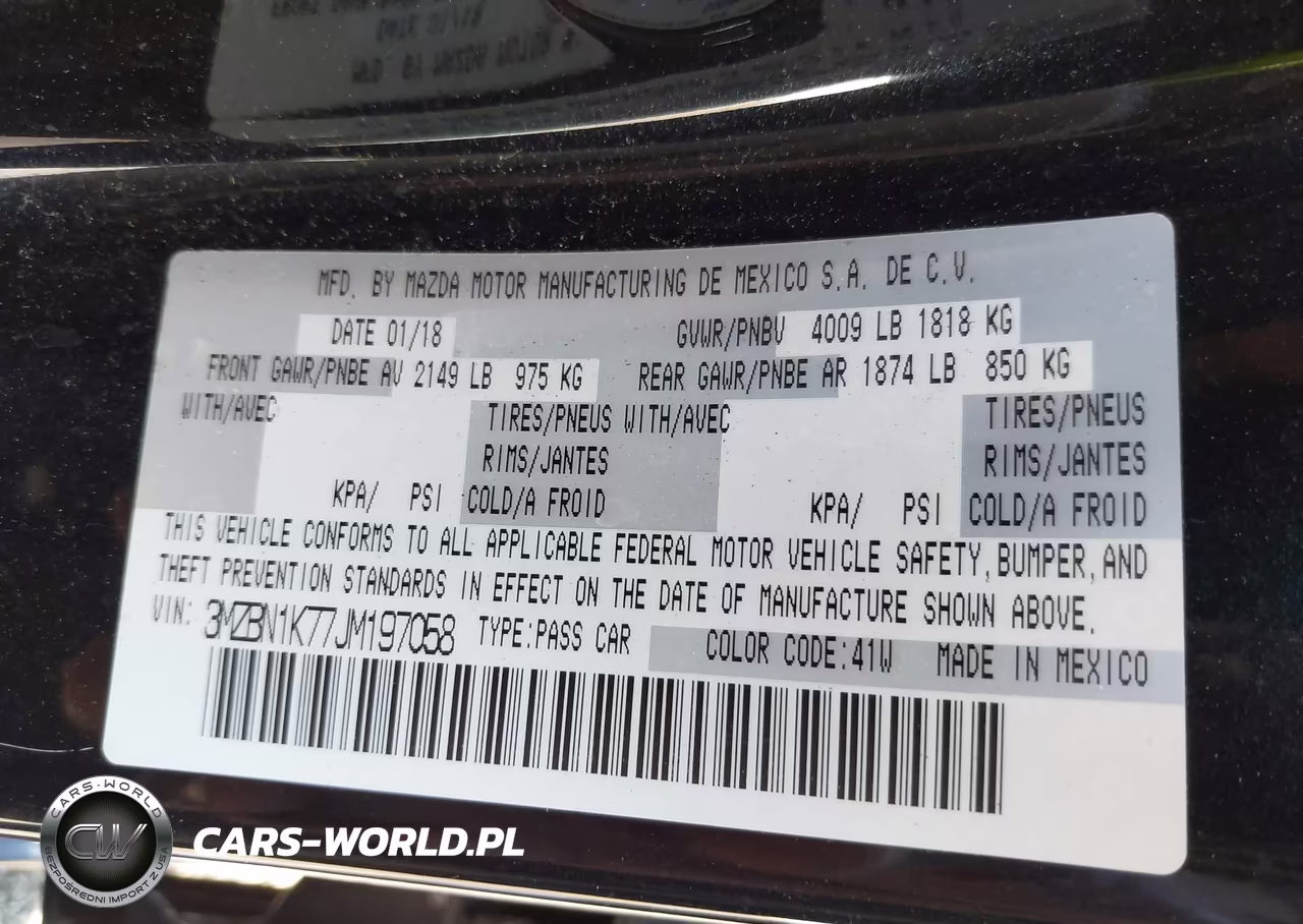 2018 Mazda Mazda3 Sport VIN:3MZBN1K77JM197058 - 9