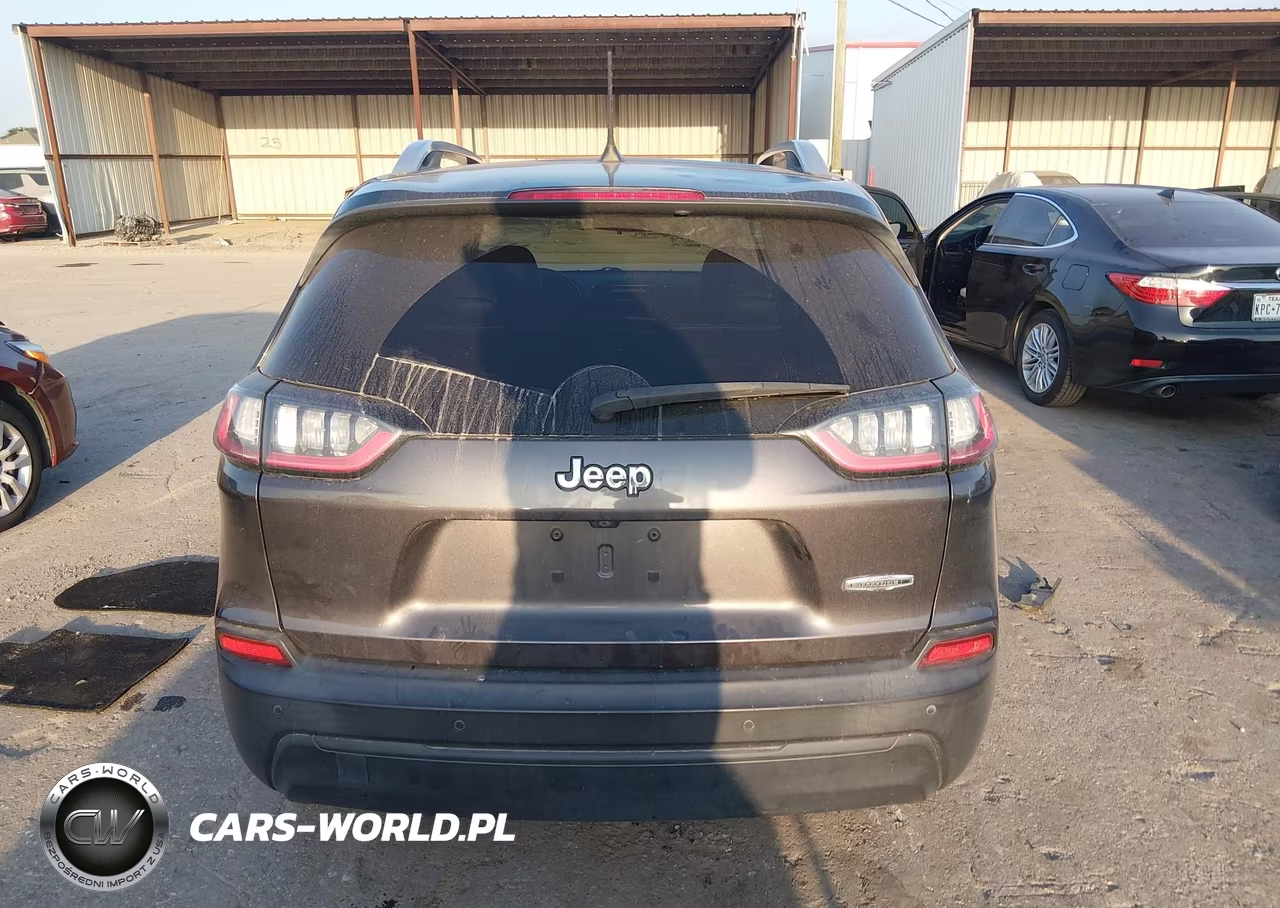 2019 Jeep Cherokee Latitude Plus Fwd VIN:1C4PJLLB3KD405369 - 16