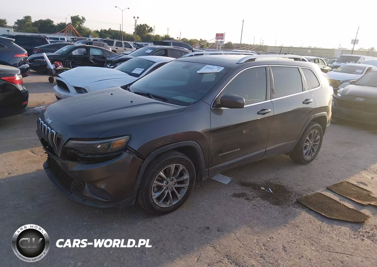 2019 Jeep Cherokee Latitude Plus Fwd VIN:1C4PJLLB3KD405369 - 2