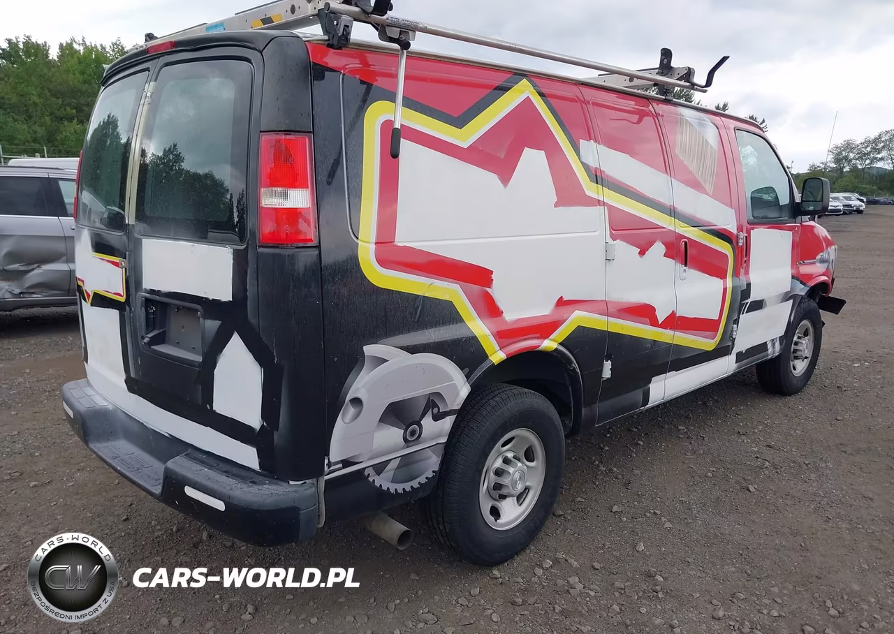 2018 Chevrolet Express 2500 Work Van VIN:1GCWGAFG3J1178898 - 4
