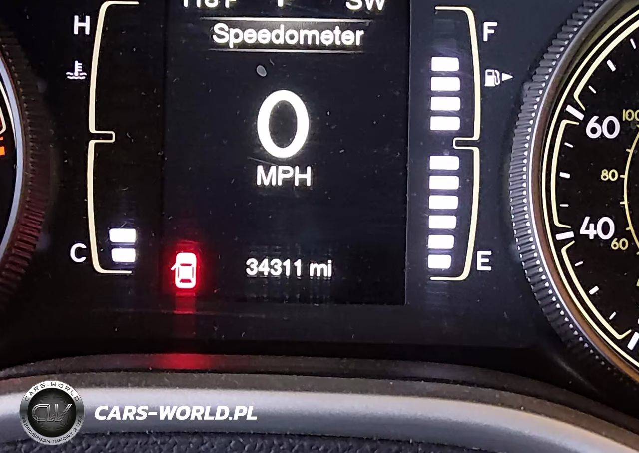 2016 Jeep Cherokee Sport VIN:1C4PJMAB2GW313884 - 15