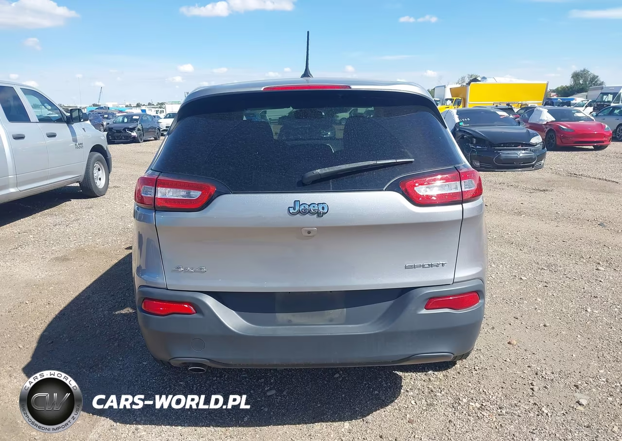 2016 Jeep Cherokee Sport VIN:1C4PJMAB2GW313884 - 16