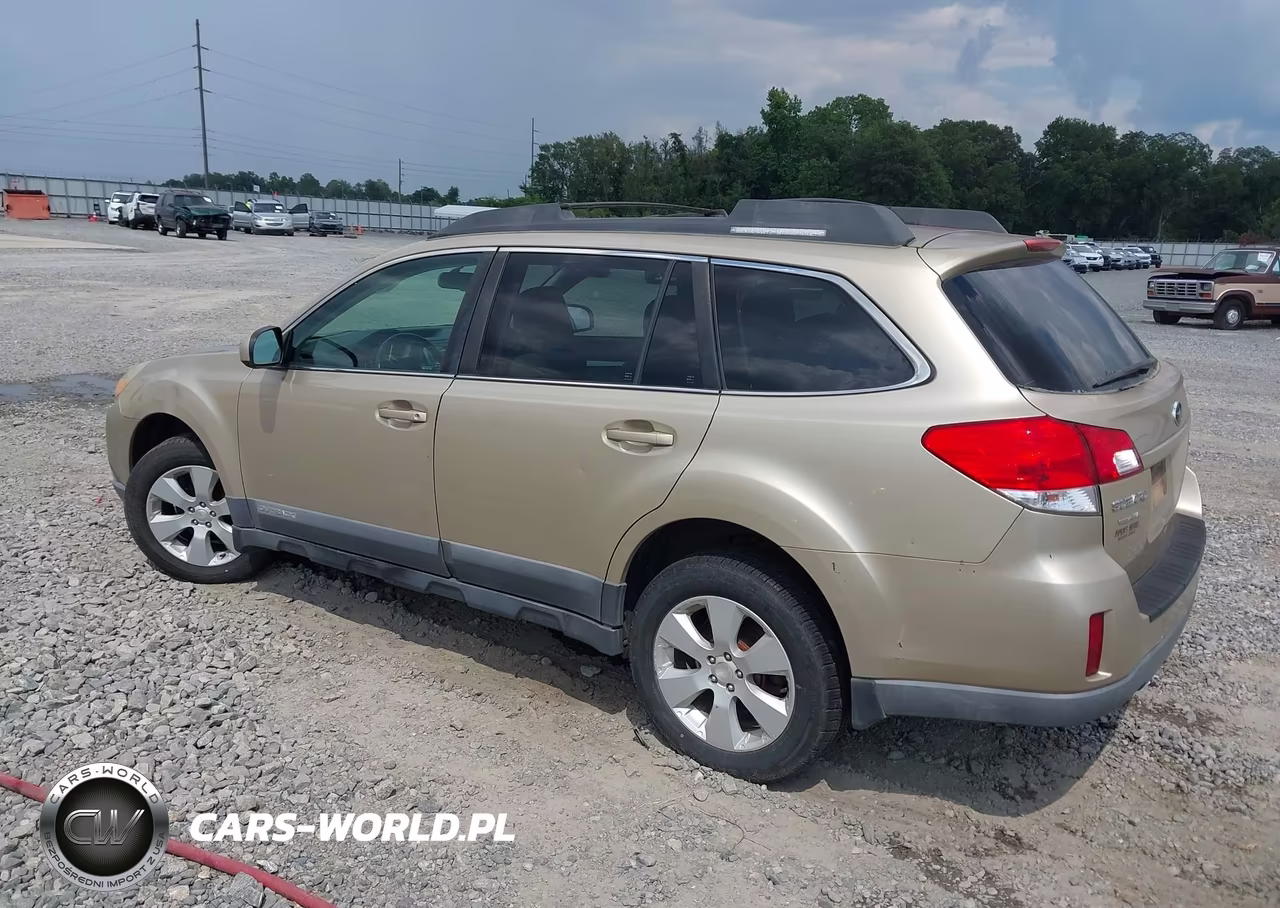 2010 Subaru Outback 2.5I Premium VIN:4S4BRCEC0A3318070 - 3
