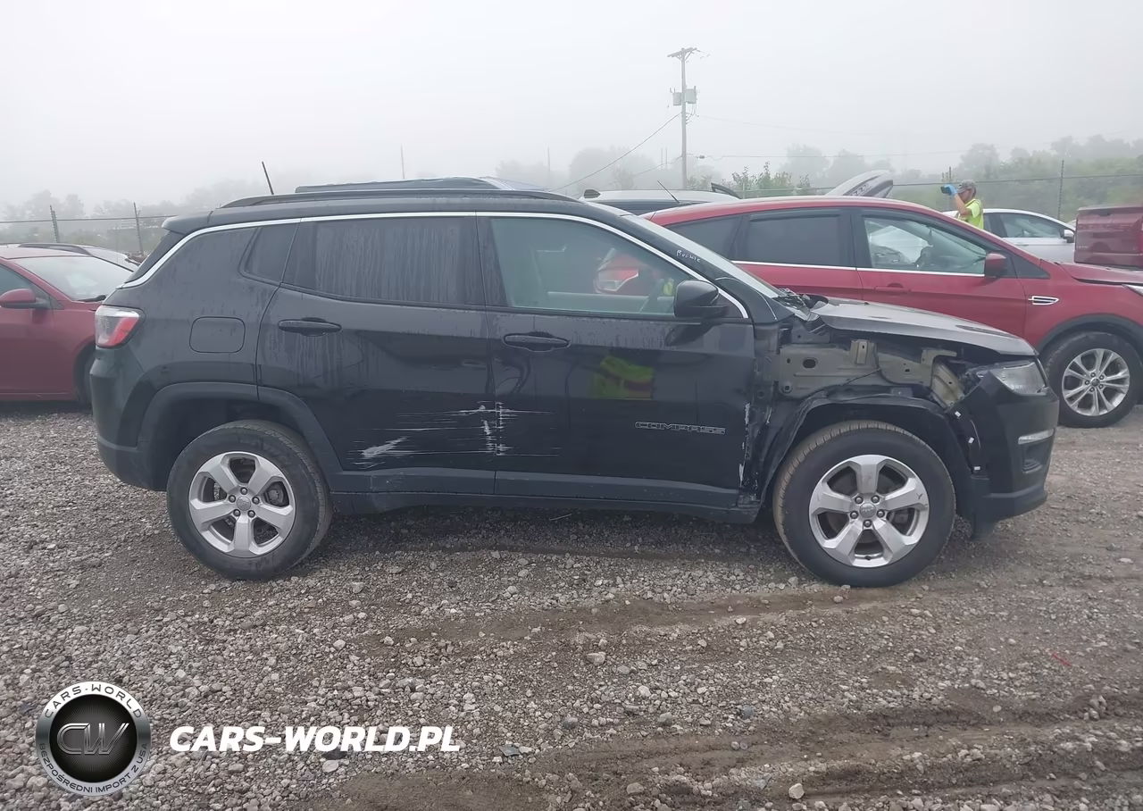 2021 Jeep Compass Latitude 4X4 VIN:3C4NJDBB0MT529899 - 13