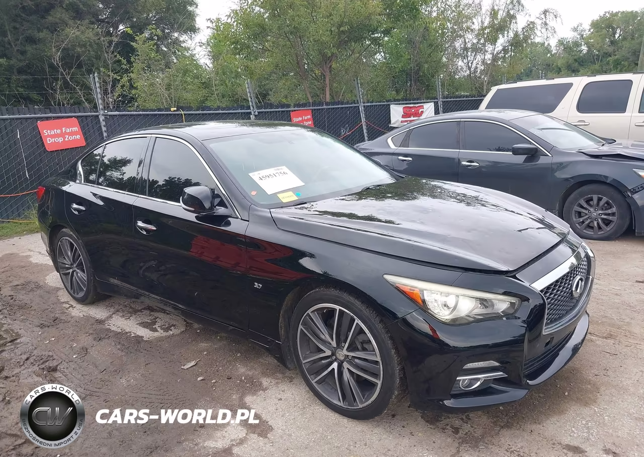 2015 Infiniti Q50 Premium