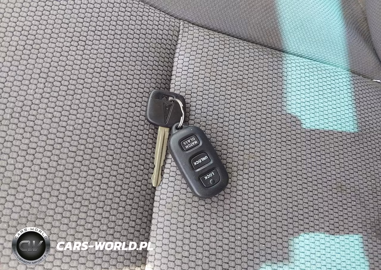 2005 Pontiac Vibe VIN:5Y2SL63885Z483468 - 11
