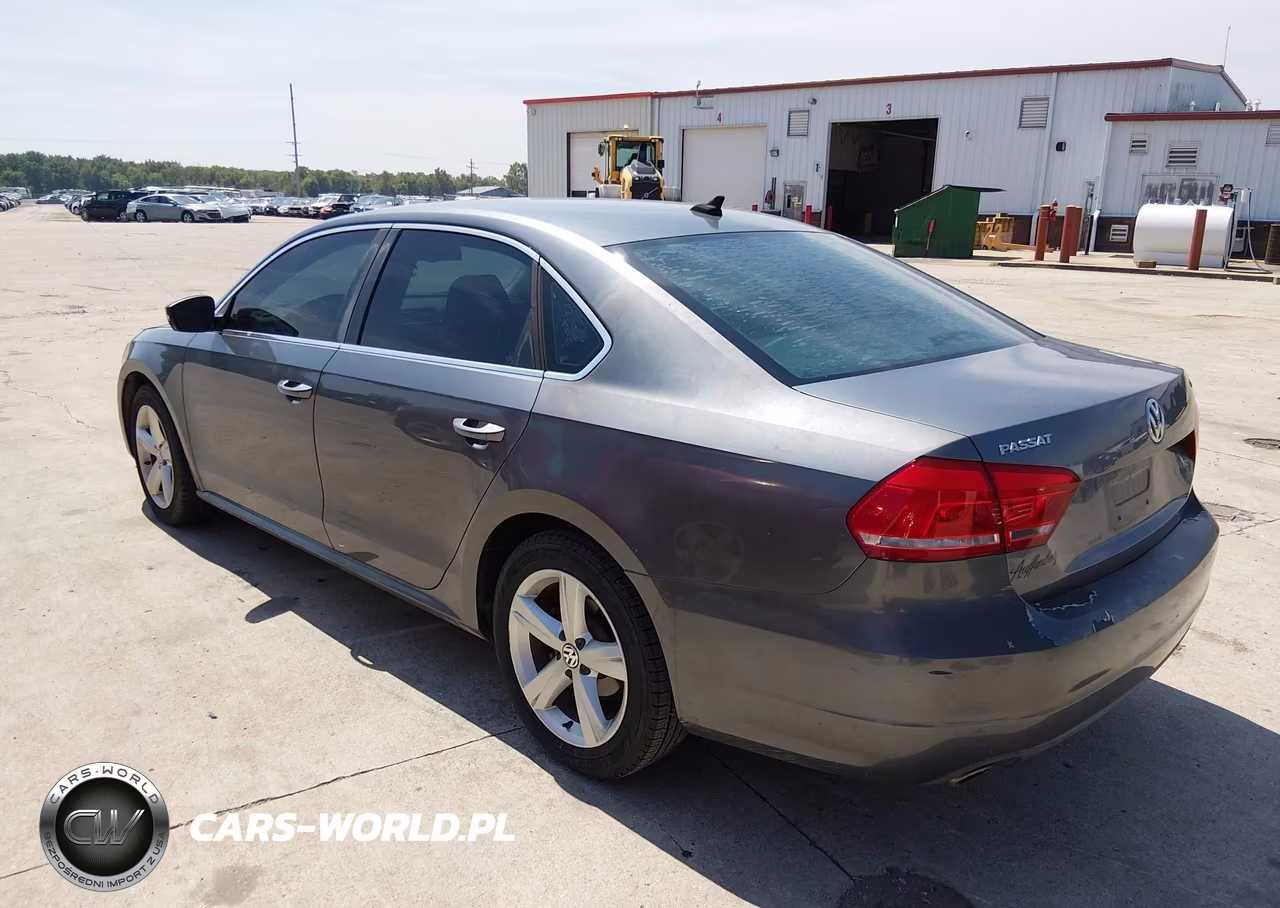 2013 Volkswagen Passat 2.0L Tdi Se VIN:1VWBN7A35DC103749 - 3
