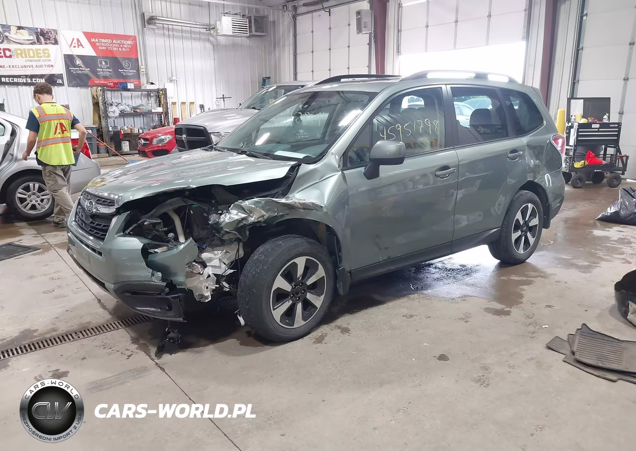 2018 Subaru Forester 2.5I Premium VIN:JF2SJAGC8JH581750 - 2