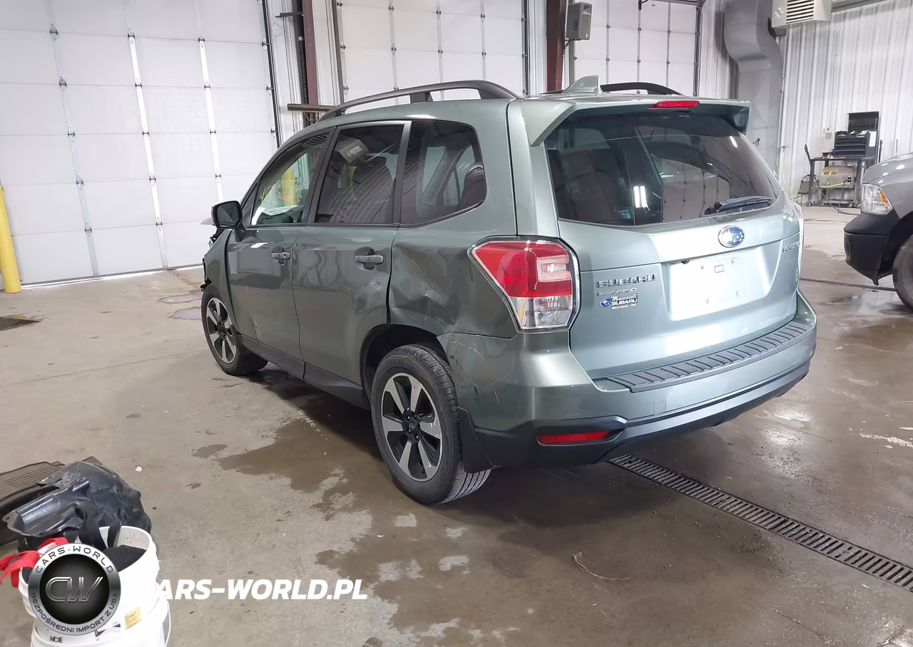 2018 Subaru Forester 2.5I Premium VIN:JF2SJAGC8JH581750 - 3