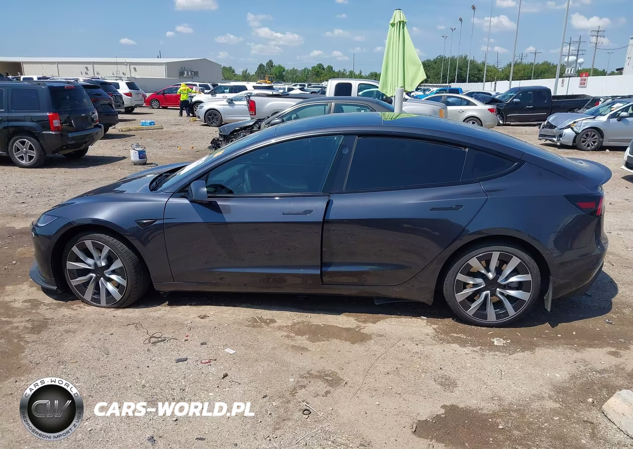 2024 Tesla Model 3 Long Range Dual Motor All-Wheel Drive VIN:5YJ3E1EB3RF827911 - 14