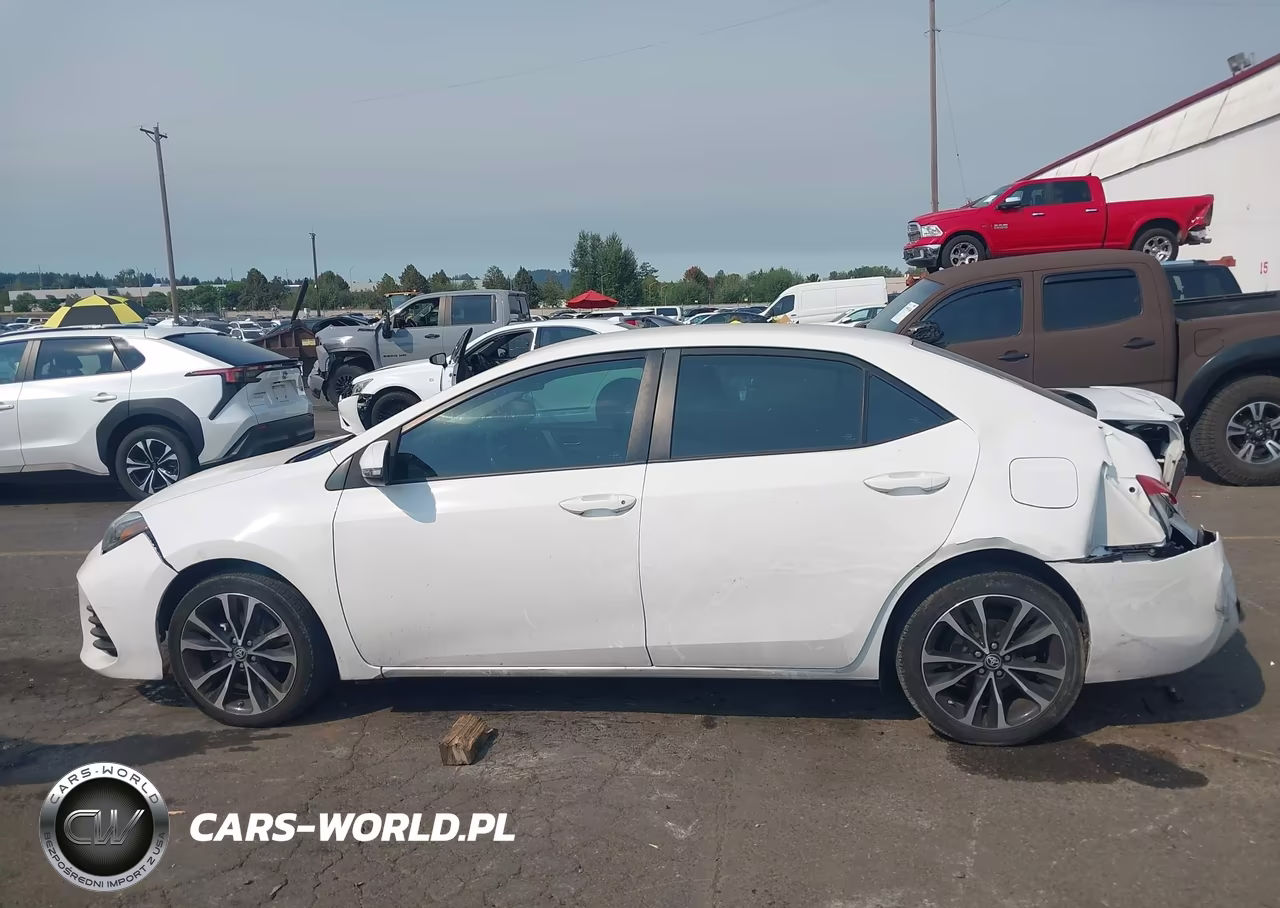 2019 Toyota Corolla Se VIN:2T1BURHEXKC214455 - 14