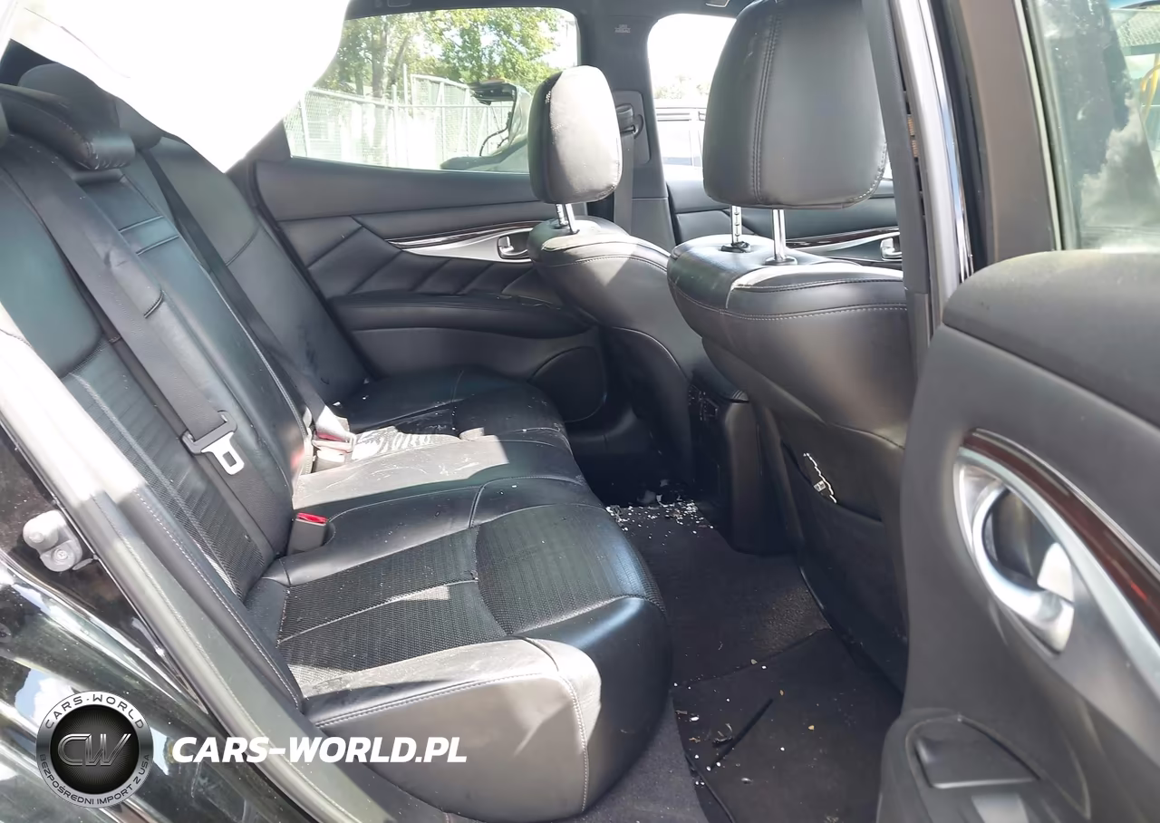 2015 Infiniti Q70 3.7X VIN:JN1BY1AR7FM561742 - 8