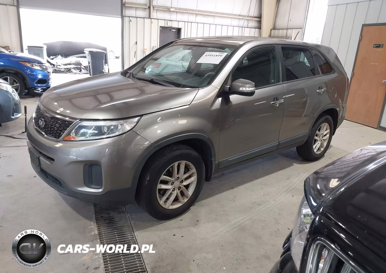 2015 Kia Sorento Lx VIN:5XYKT3A66FG573556 - 2