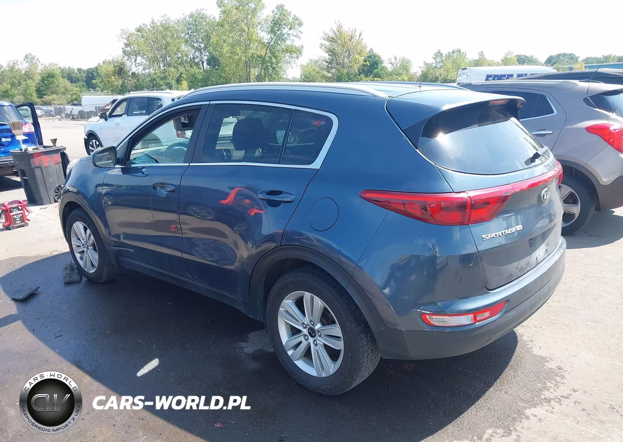 2018 Kia Sportage Lx VIN:KNDPM3ACXJ7402310 - 3