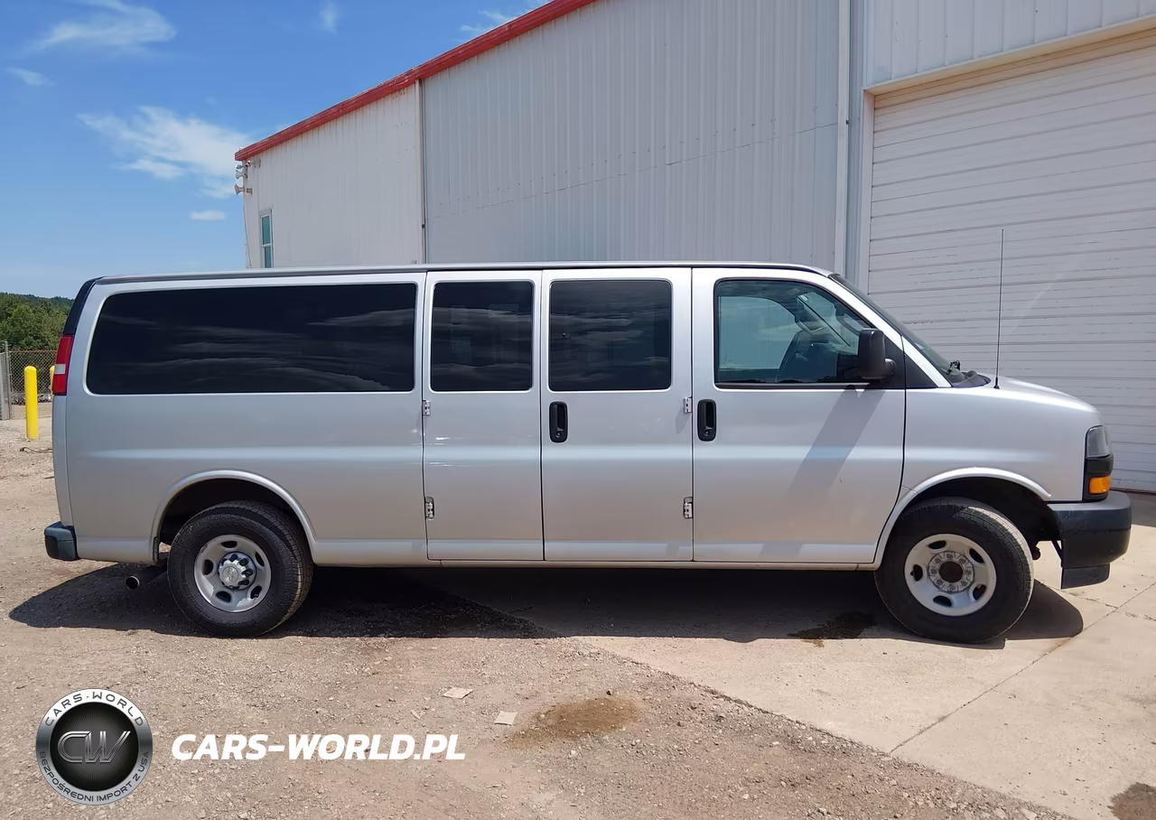 2020 Chevrolet Express Passenger Rwd 3500 Extended Wheelbase Ls VIN:1GAZGNFP6L1260298 - 13