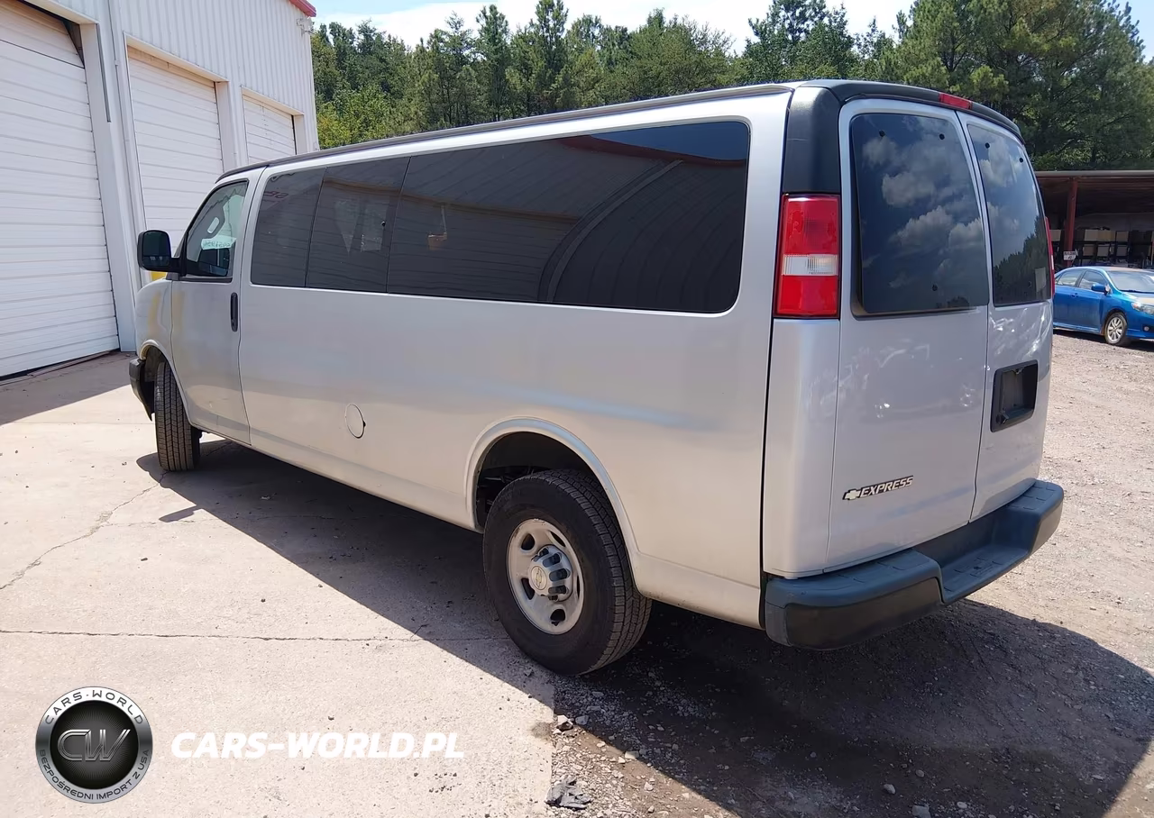 2020 Chevrolet Express Passenger Rwd 3500 Extended Wheelbase Ls VIN:1GAZGNFP6L1260298 - 3