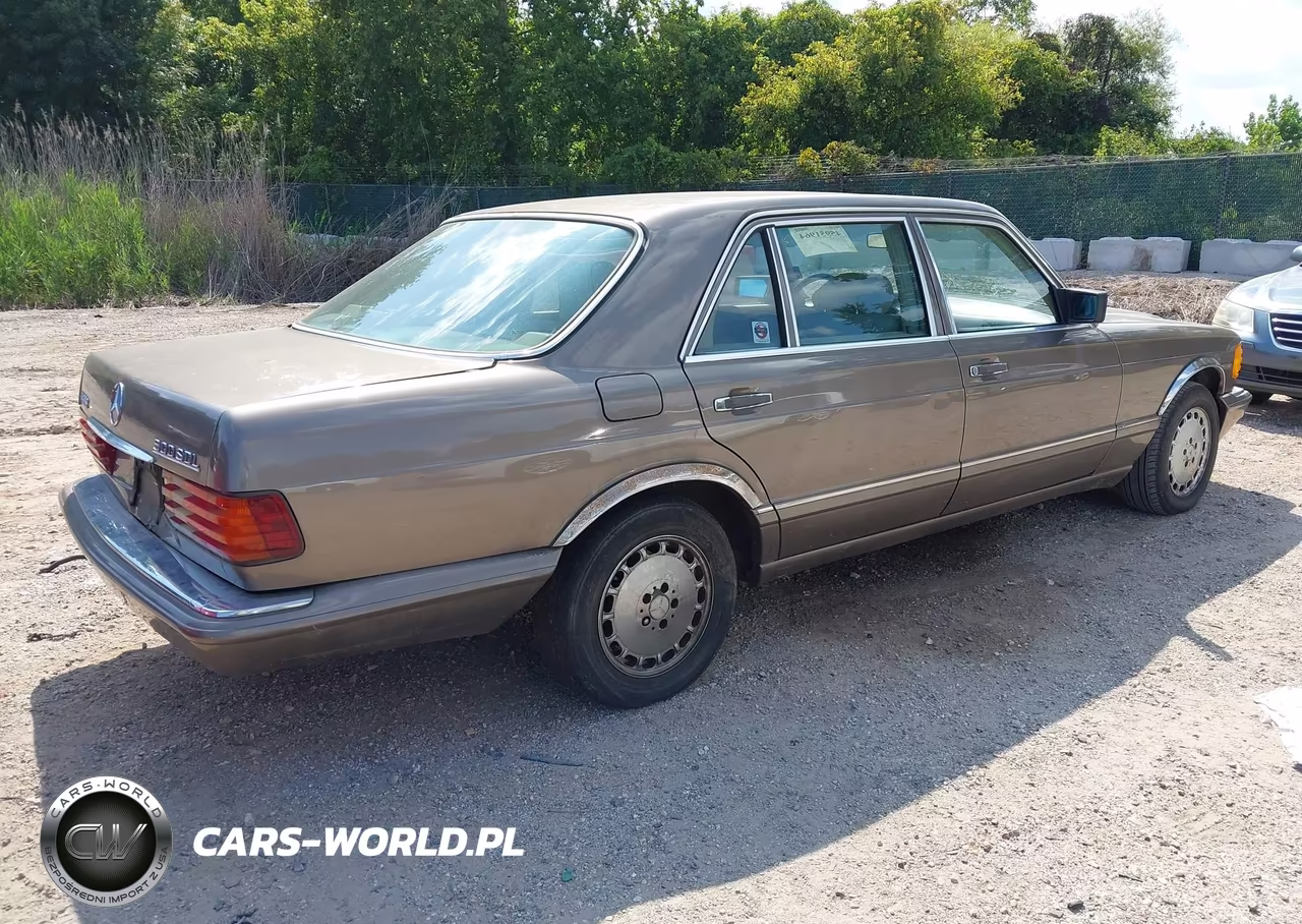 1987 Mercedes-Benz 300 Sdl VIN:WDBCB25D2HA330984 - 4