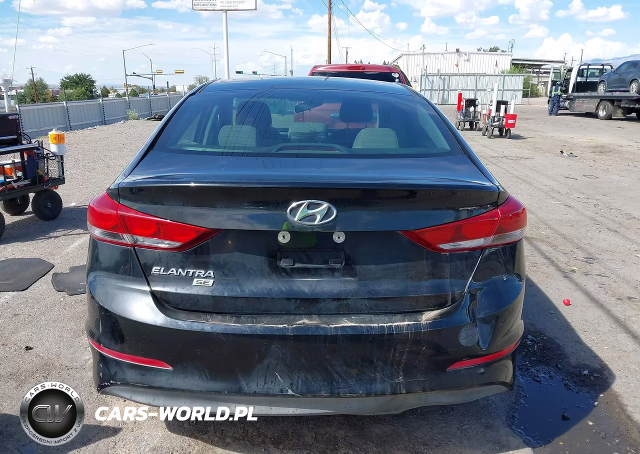 2018 Hyundai Elantra Se VIN:5NPD74LF0JH310660 - 17
