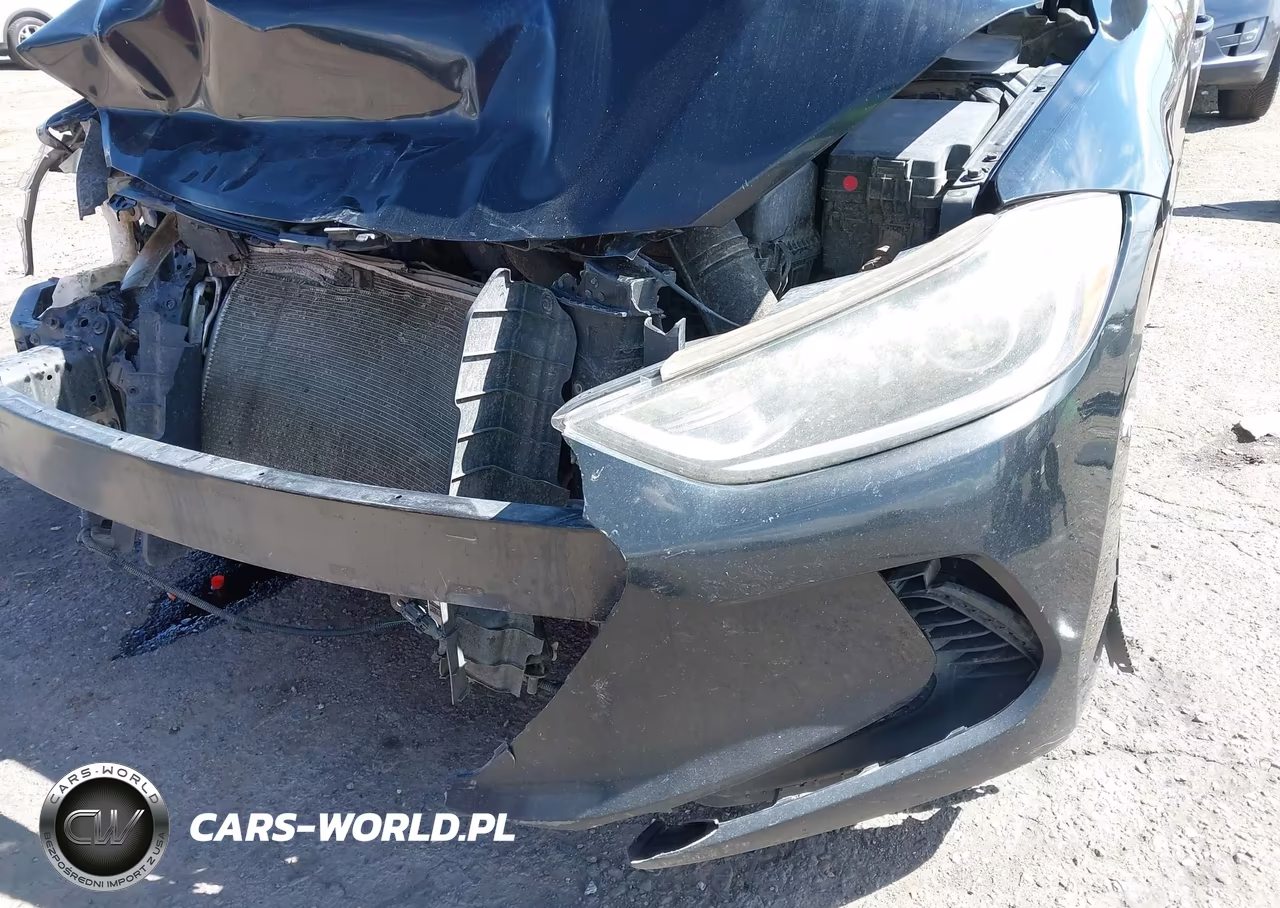 2018 Hyundai Elantra Se VIN:5NPD74LF0JH310660 - 6