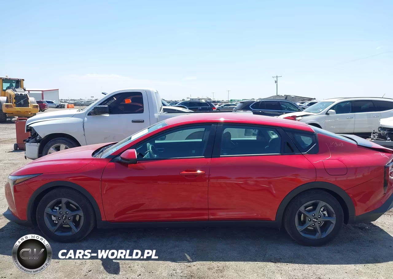 2025 Kia K4 Lxs VIN:3KPFT4DE8SE237134 - 14