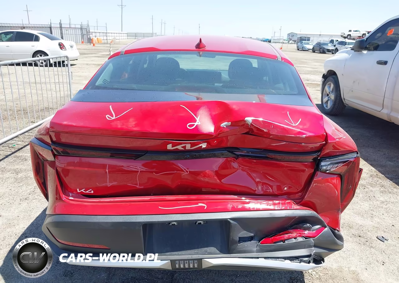 2025 Kia K4 Lxs VIN:3KPFT4DE8SE237134 - 16