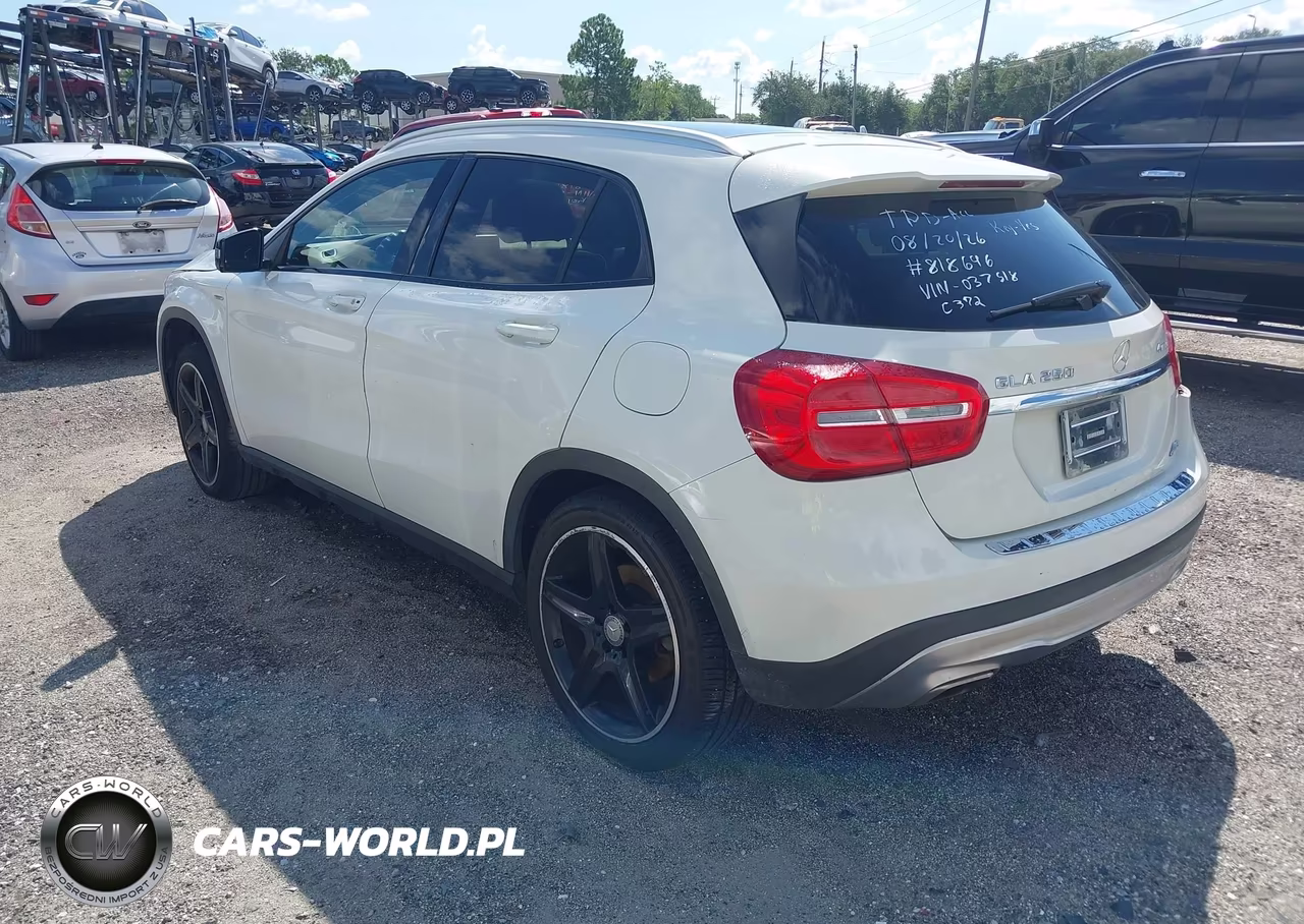 2015 Mercedes-Benz Gla 250 4Matic VIN:WDCTG4GB7FJ037518 - 3