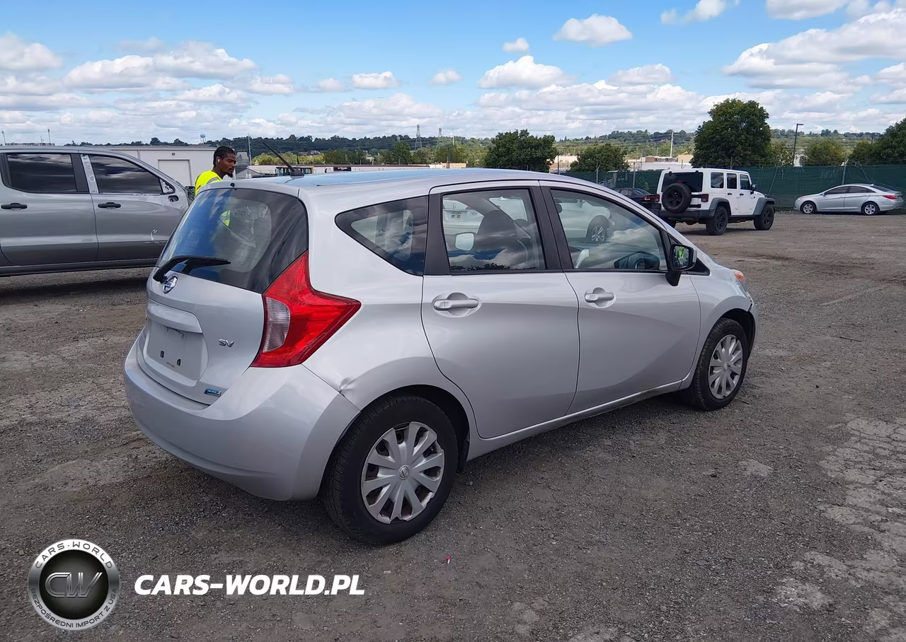2015 Nissan Versa Note Sv VIN:3N1CE2CP8FL366452 - 4