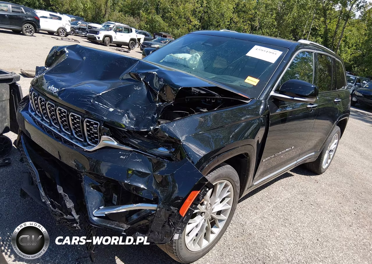 2023 Jeep Grand Cherokee Summit 4X4 VIN:1C4RJHEG7PC552435 - 2