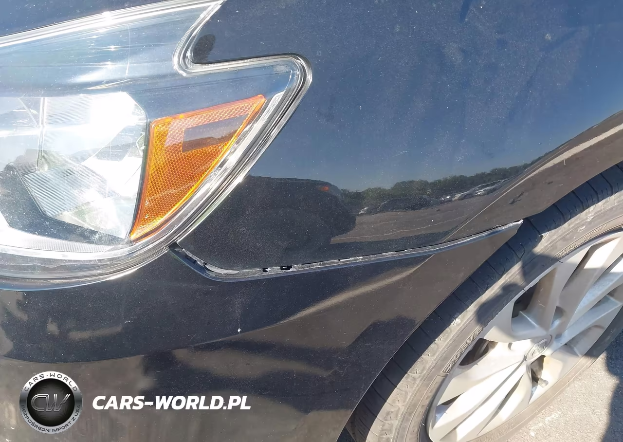2017 Nissan Sentra S VIN:3N1AB7AP5HY246761 - 6
