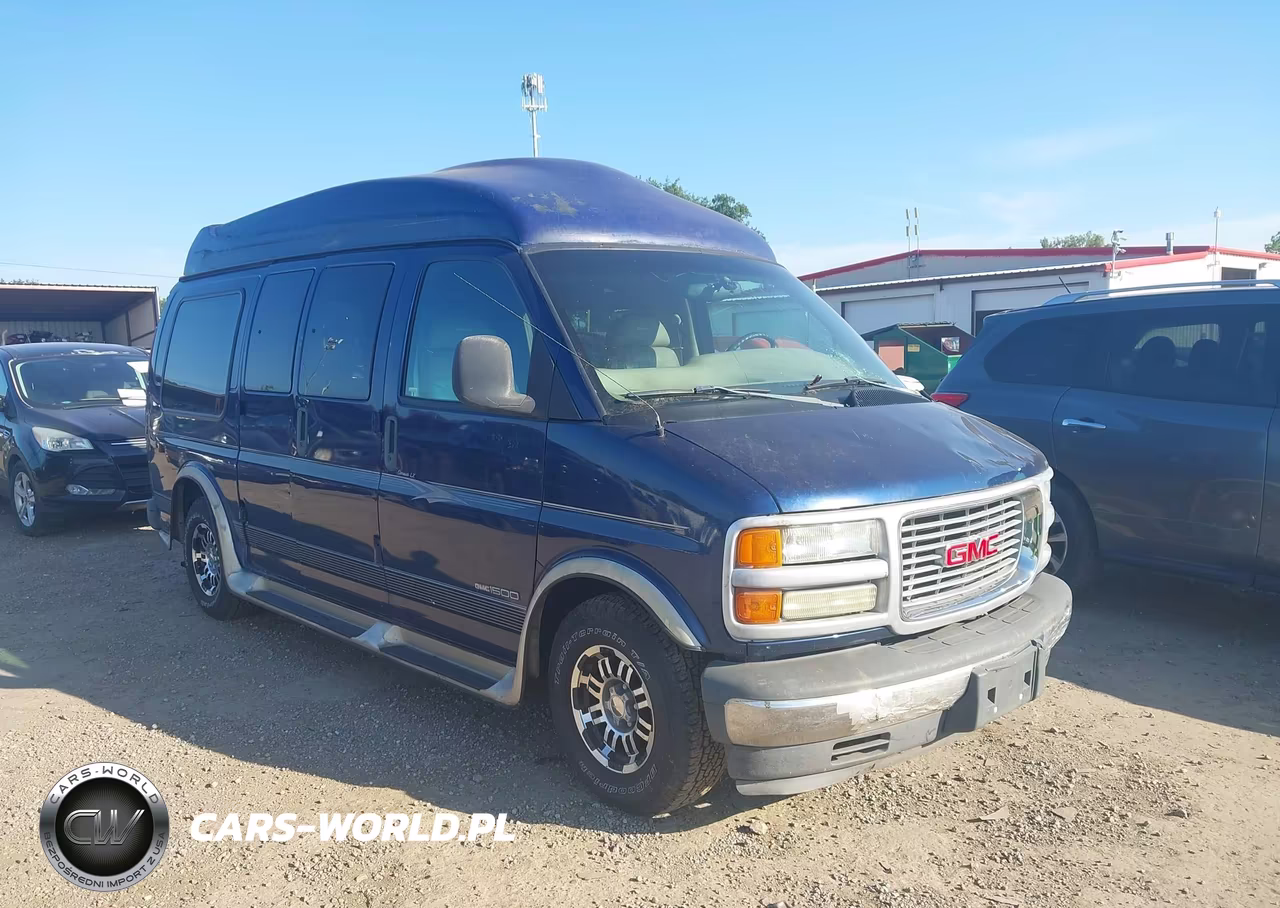 2002 GMC Savana Standard