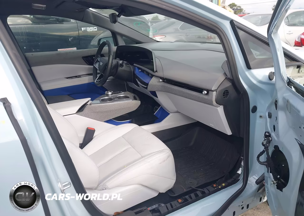 2025 Cadillac Optiq Sport 1 Awd VIN:3GYK3EMR5SS164288 - 5