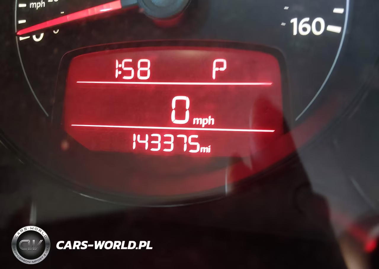 2012 Volkswagen Beetle 2.0T Turbo VIN:3VWVA7AT1CM641628 - 16