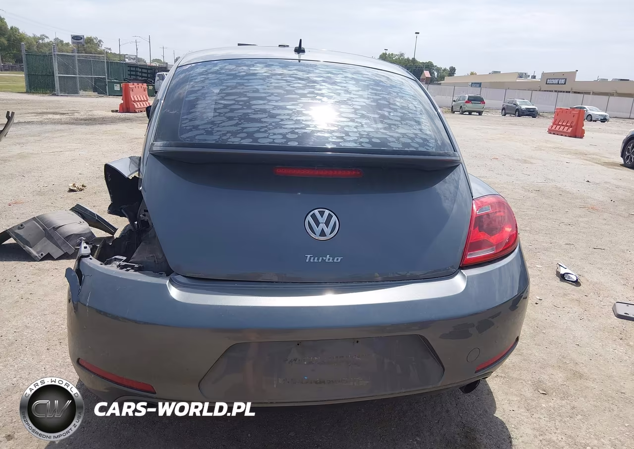 2012 Volkswagen Beetle 2.0T Turbo VIN:3VWVA7AT1CM641628 - 17
