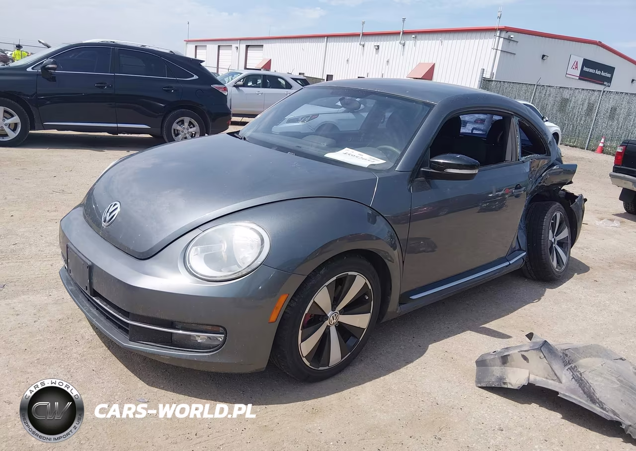 2012 Volkswagen Beetle 2.0T Turbo VIN:3VWVA7AT1CM641628 - 2