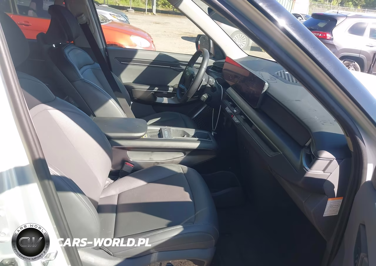 2024 Kia Ev9 Light Short Range VIN:KNDAA5S2XR6042117 - 5