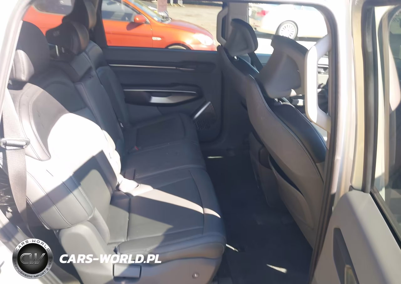 2024 Kia Ev9 Light Short Range VIN:KNDAA5S2XR6042117 - 8