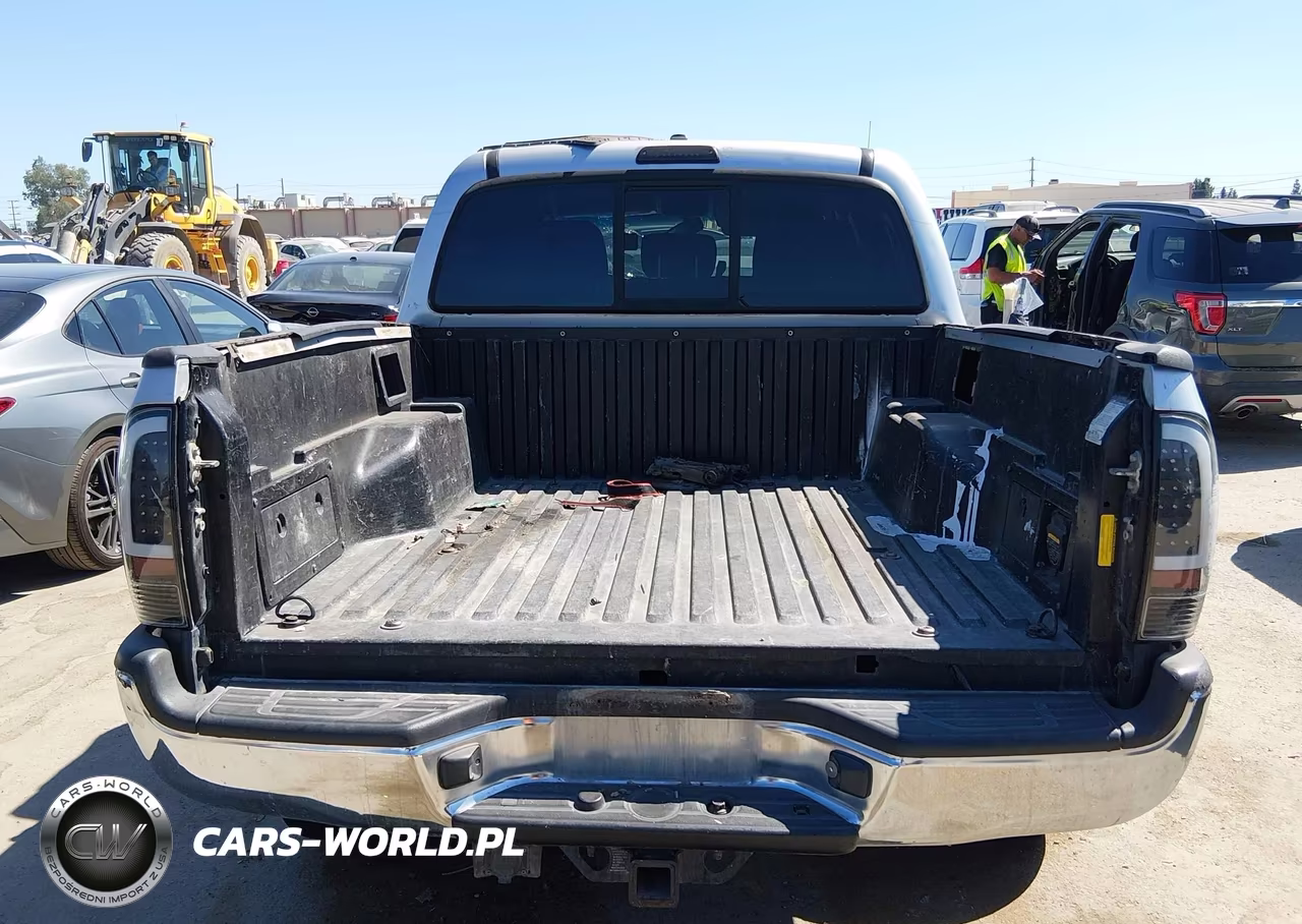 2011 Toyota Tacoma Prerunner V6 VIN:5TFJU4GN2BX002019 - 16