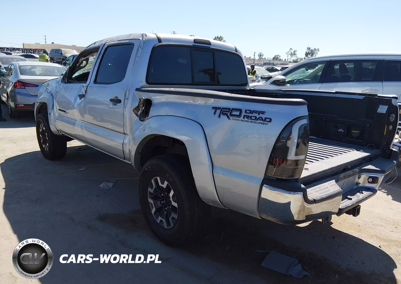 2011 Toyota Tacoma Prerunner V6 VIN:5TFJU4GN2BX002019 - 3